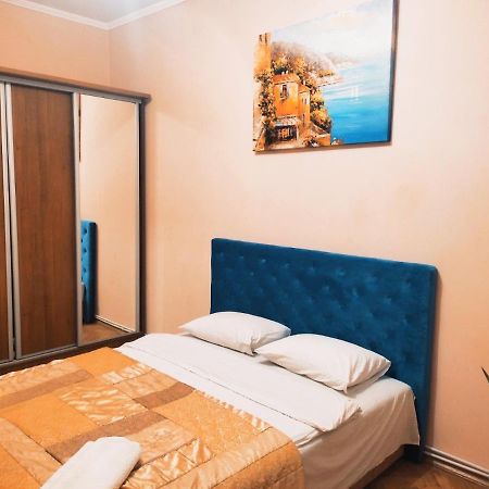 Lviv'S Prospekt Shevchenka Apartments Kültér fotó